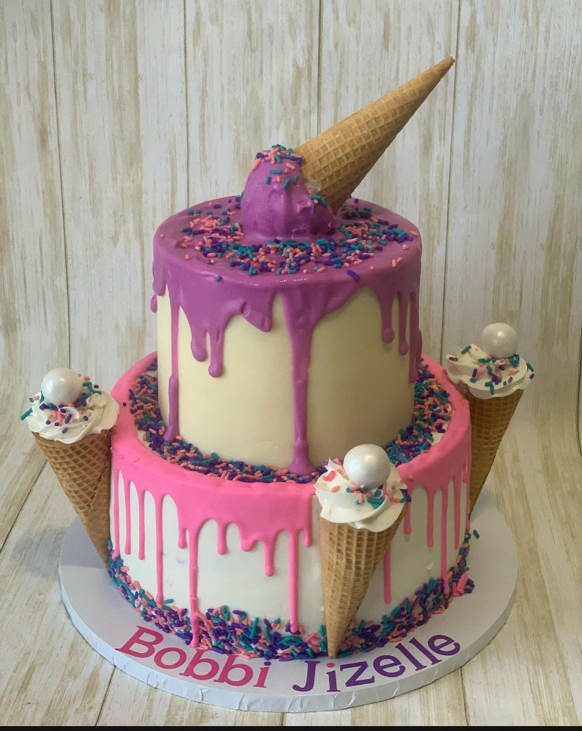 Ice Cream Cone-Themed Birthday Set